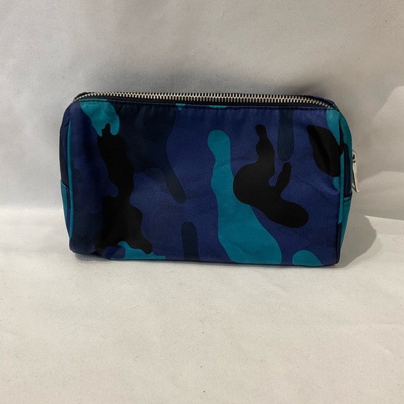 Prada Pouch - Picture 4 of 10